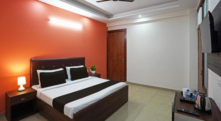 Hotel Noida Stays in Noida