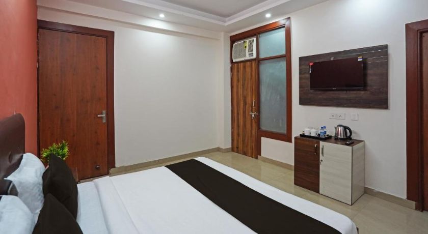 Hotel Noida Stays in Noida