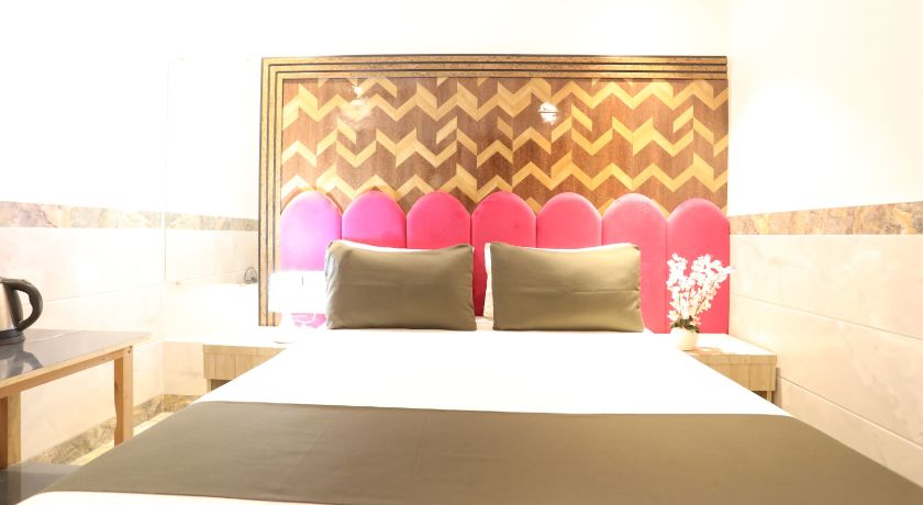 Hotel Diamond Residency in Mumbai