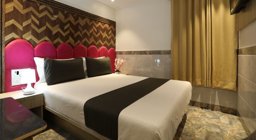 Hotel Diamond Residency in Mumbai