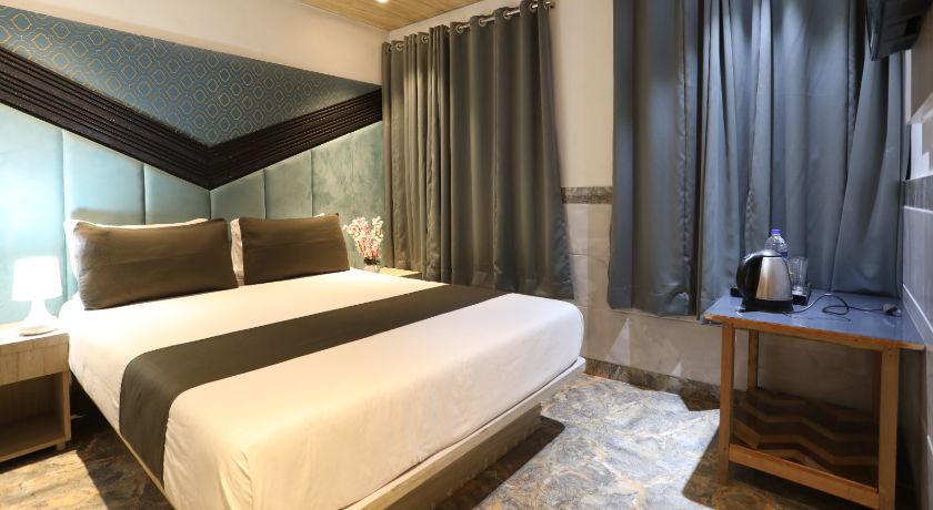 Hotel Diamond Residency in Mumbai