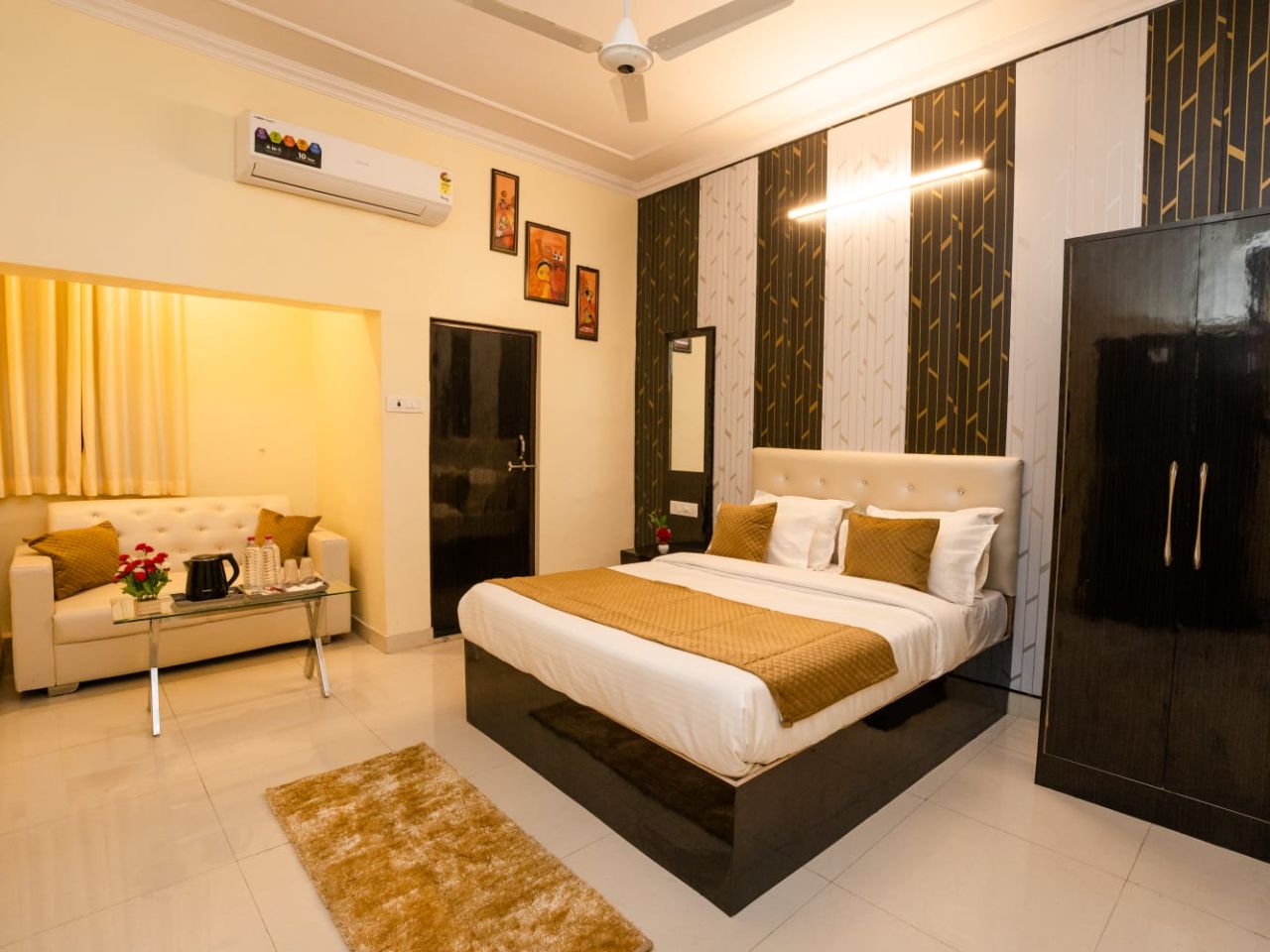 Hotel Ventex Inn in Lucknow