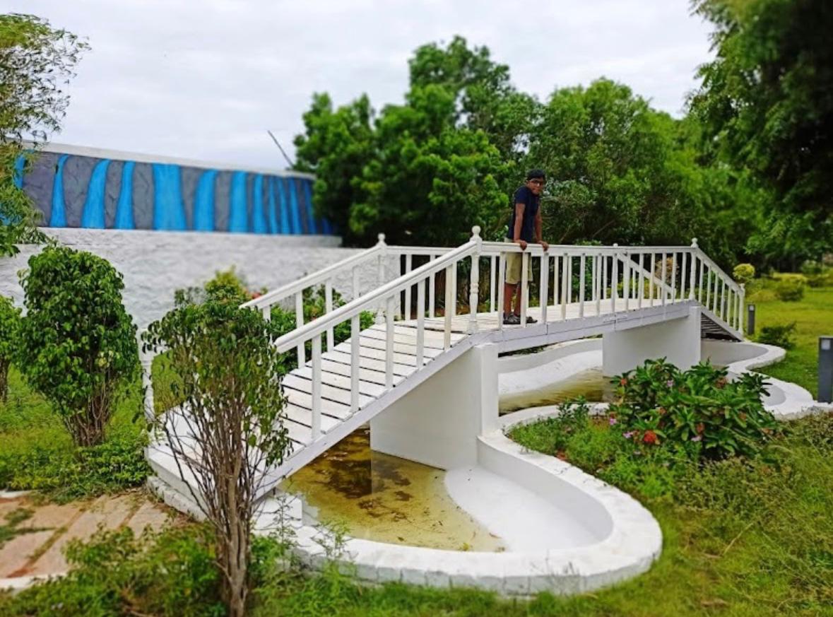 Lazo Atlantis Resort and Convention Centre in Marakkanam