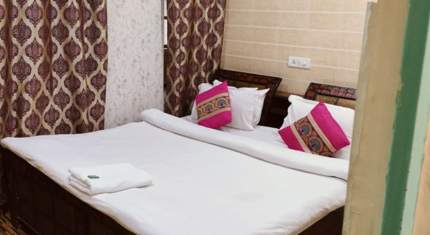 Hotel Pathik in Dehradun