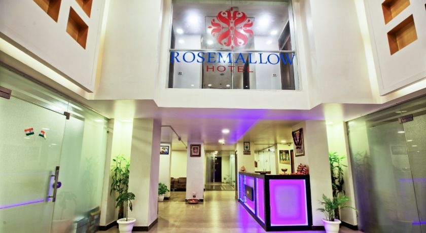 Rose Mallow Hotel in Delhi