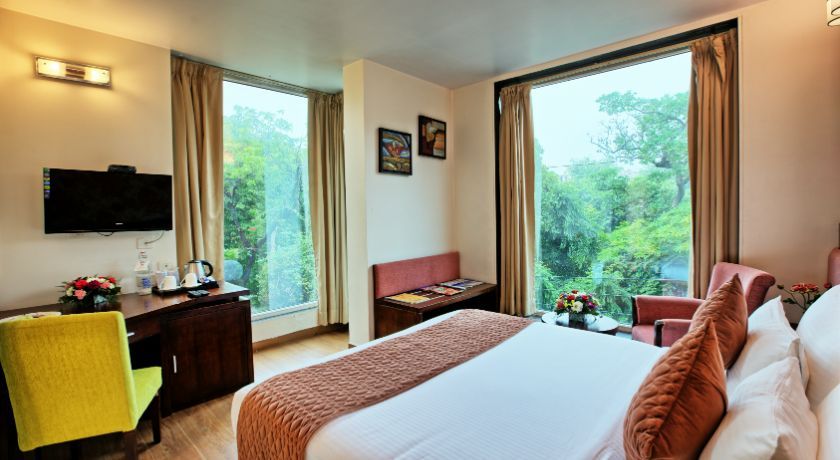 Rose Mallow Hotel in Delhi