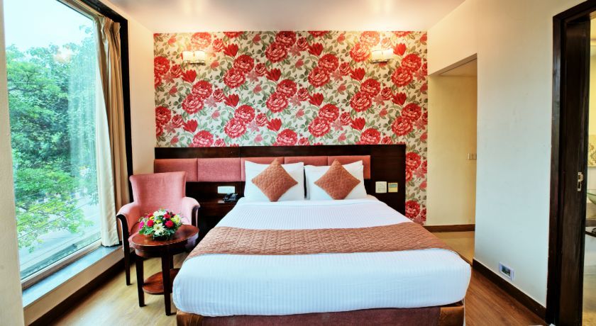 Rose Mallow Hotel in Delhi