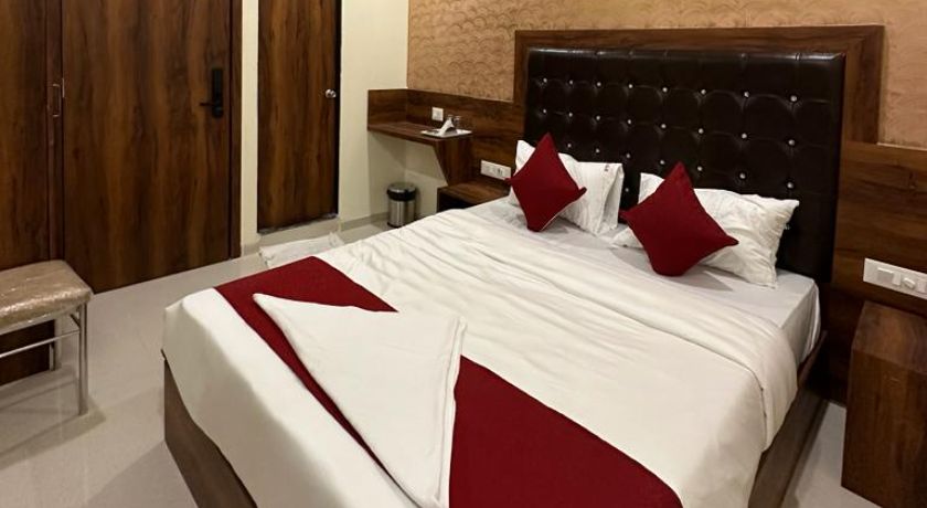 Golden Sands in Mumbai