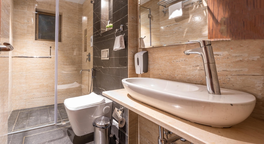 Hotel Heritage Grand in Thane