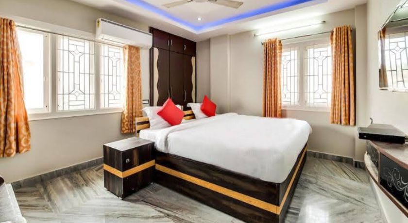 Corniche Hotel in Visakhapatnam