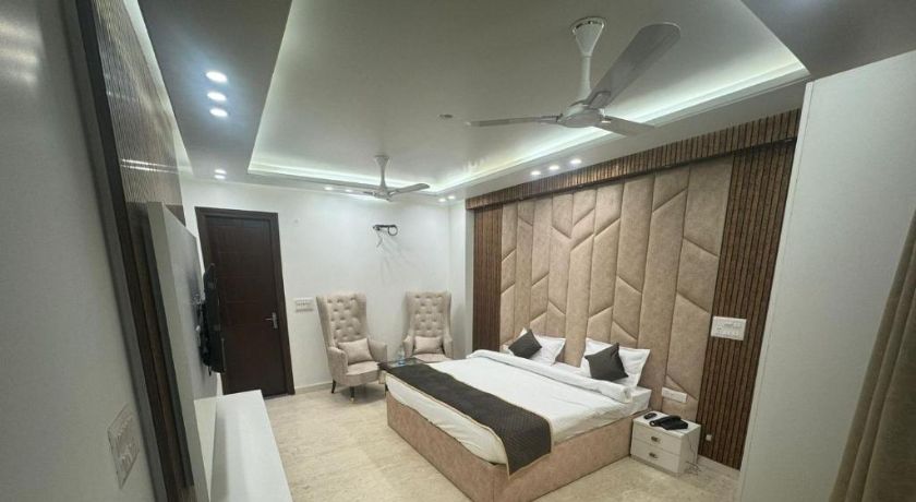 The Royal Oakes in Delhi