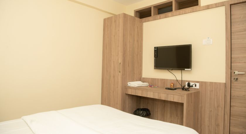 Hotel Sunshine in Baramati