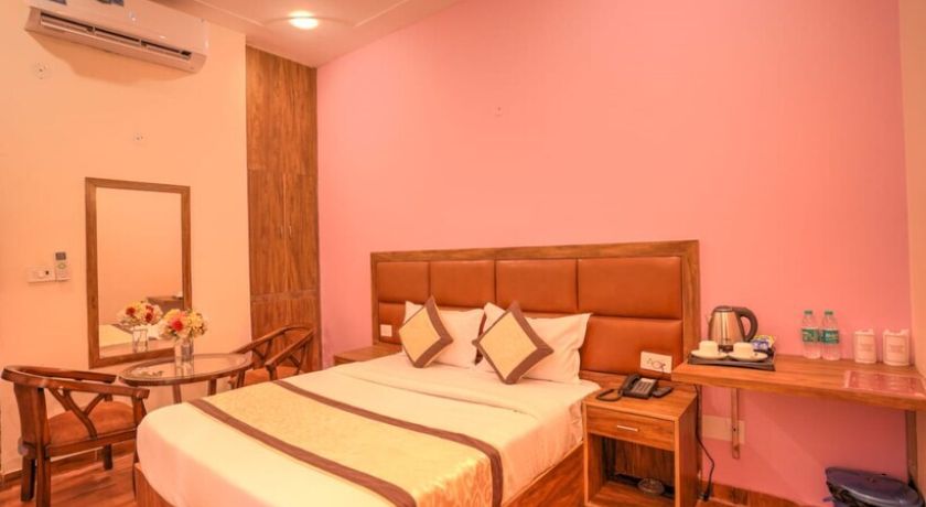 Hotel Stiltstay in Noida