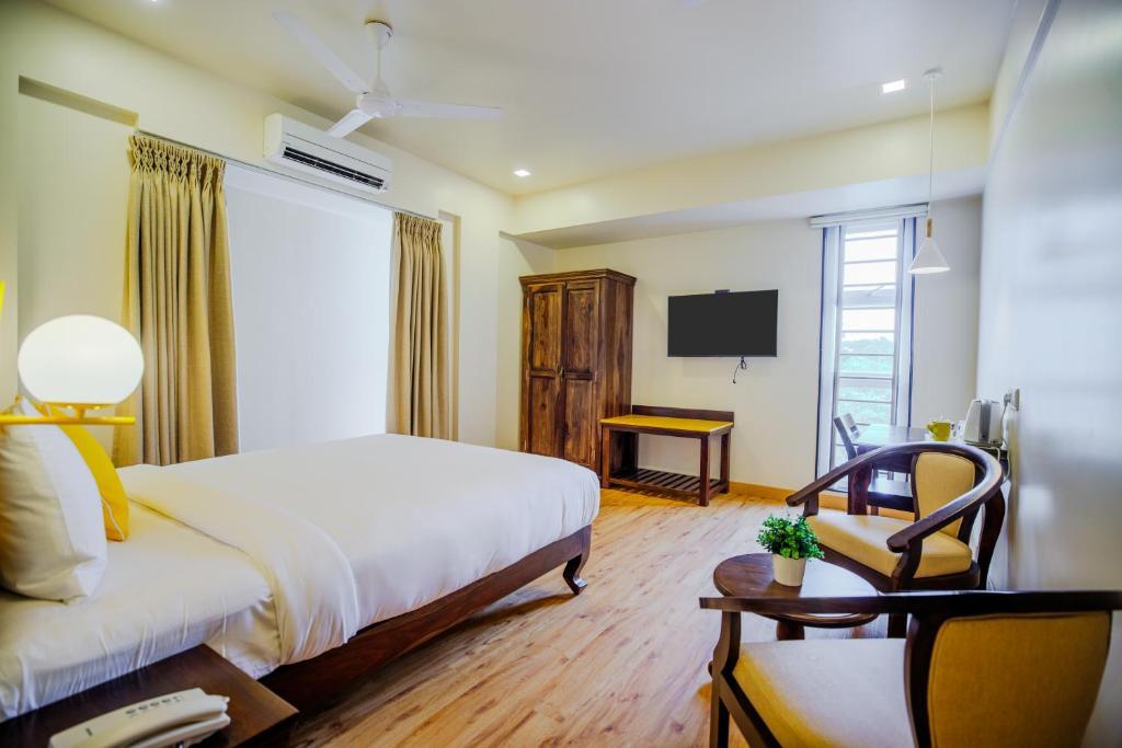 Bloom Hotel - HAL Old Airport Rd in Bangalore