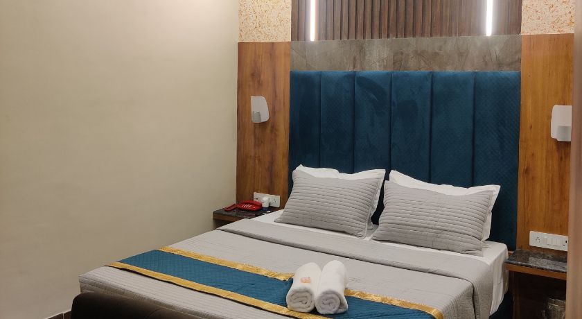 Hotel White Lily in Bhopal