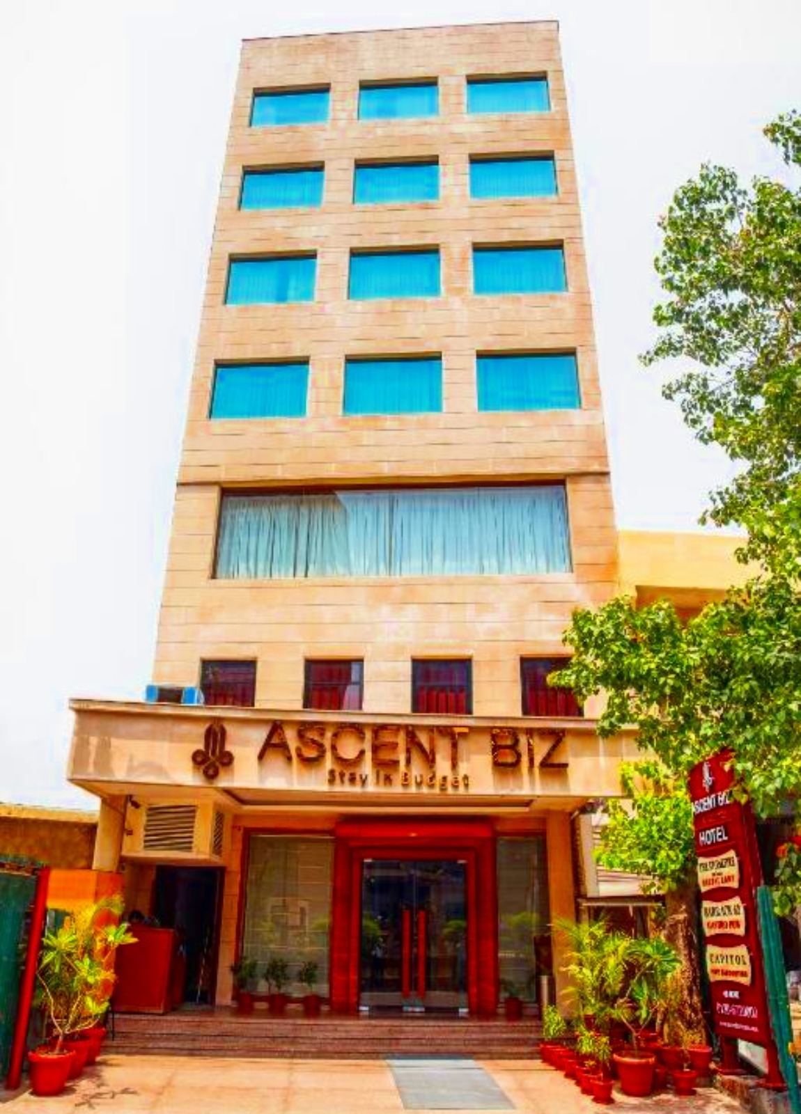 Hotel Ascent Biz in Noida