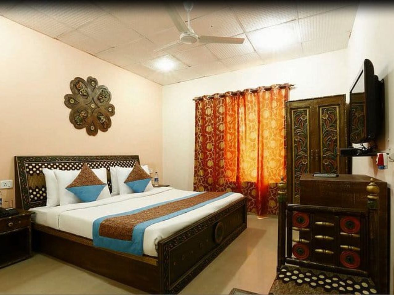 Hotel Green Lotus in Delhi