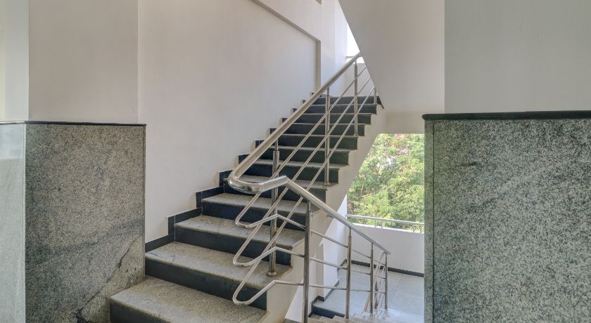 Hotel Royal Palm in Hyderabad