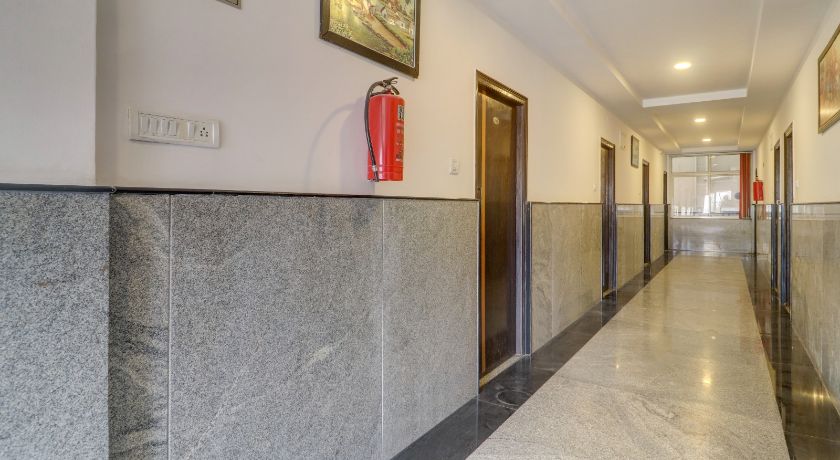 Hotel Royal Palm in Hyderabad