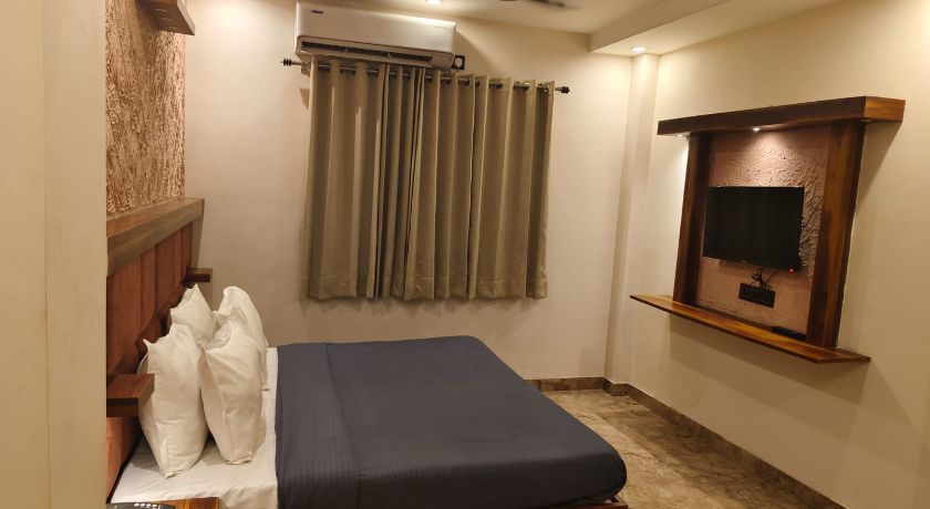 Hotel Sky High by T And M in Haridwar