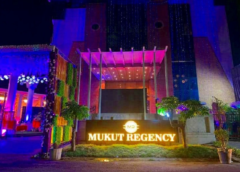 Hotel Mukut Regency in Ghaziabad