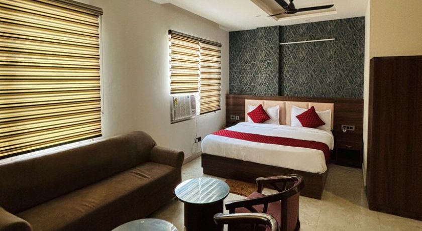 Hotel ECG Grand Inn in Delhi