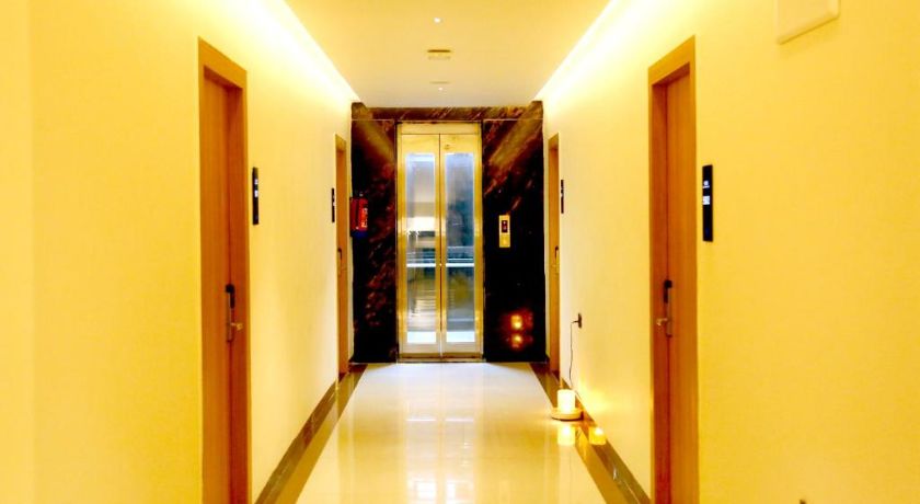 Oak Business Hotel in Hyderabad