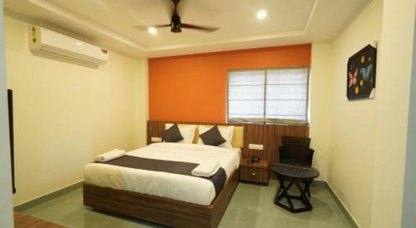 Hotel Hive Inn in Kozhikode