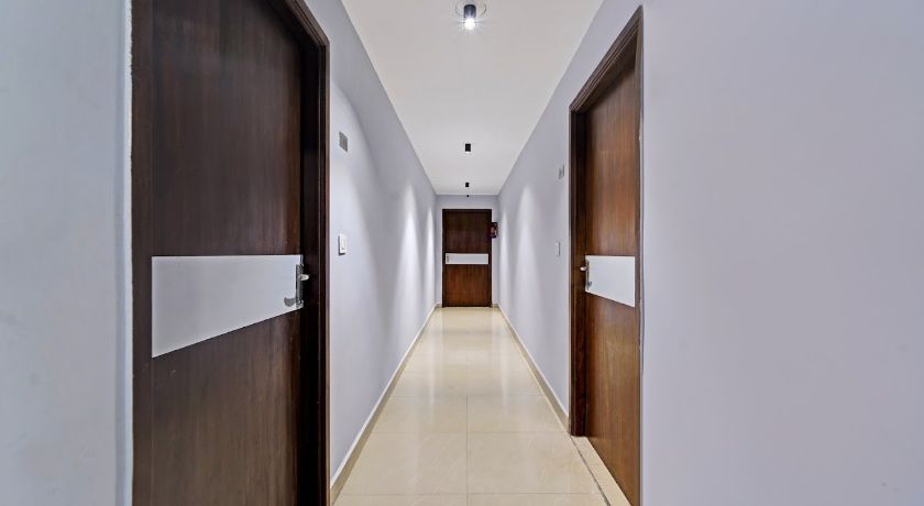 Earth Apart Hotel in Chennai