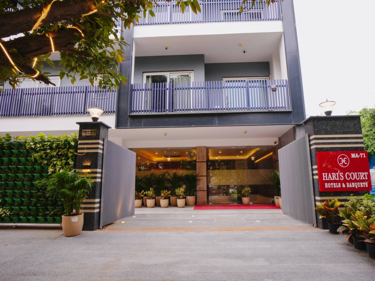 Haris Court - Cyber Hub in Gurgaon