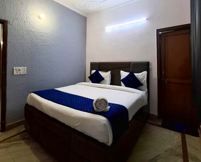 The Gleam Hotel in Gurgaon