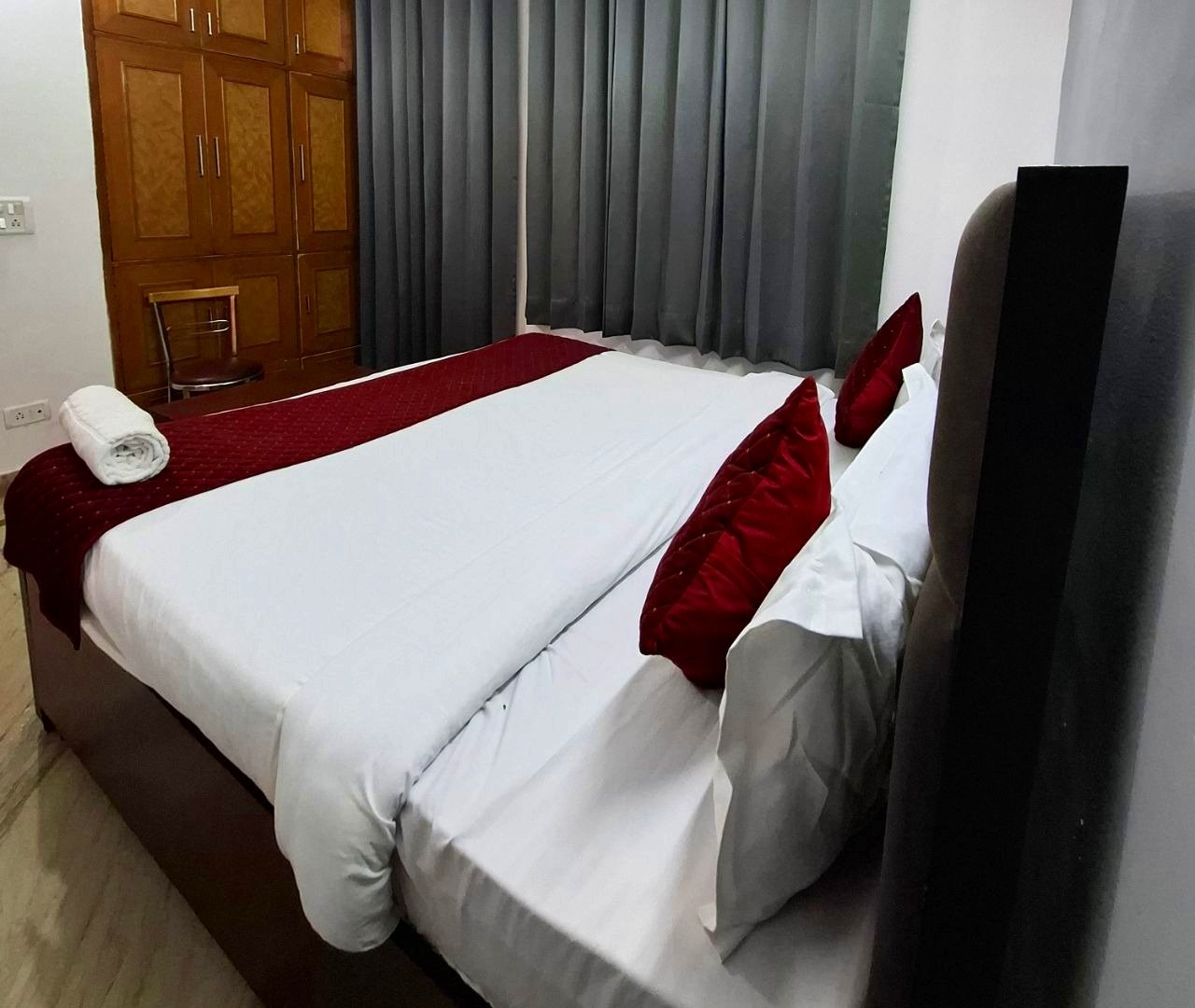 The Gleam Hotel in Gurgaon