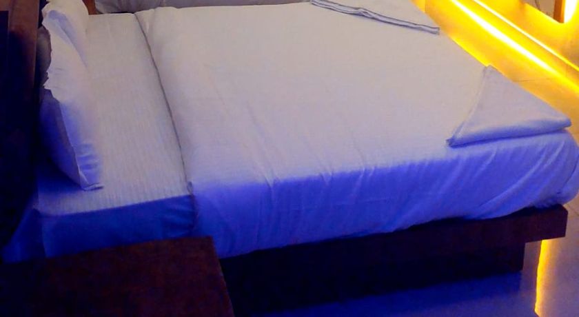 Marine Plaza Hotels in Kochi