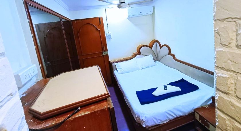 Hotel Platinum Residency in Mumbai