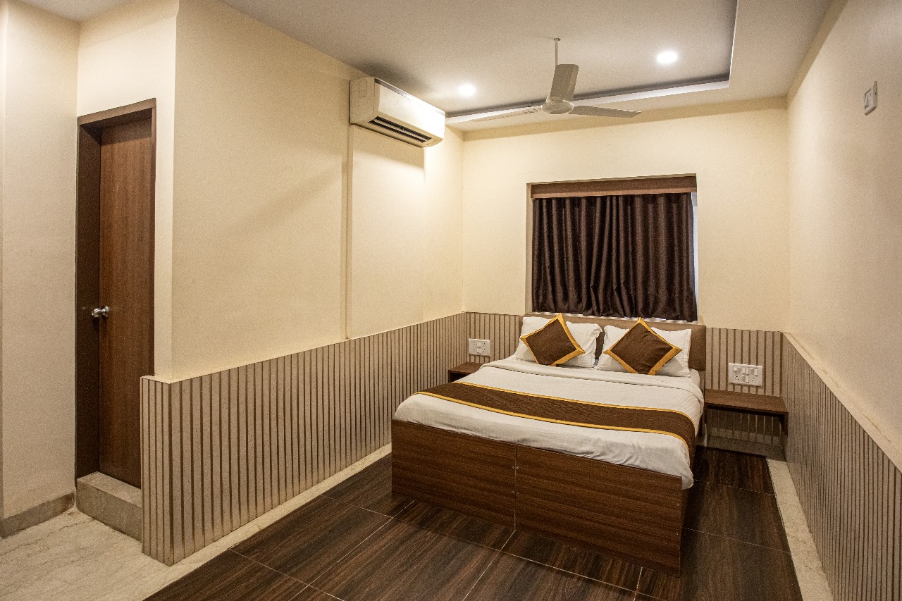 Stayz Inn De-Lux Near US Consulate in Chennai
