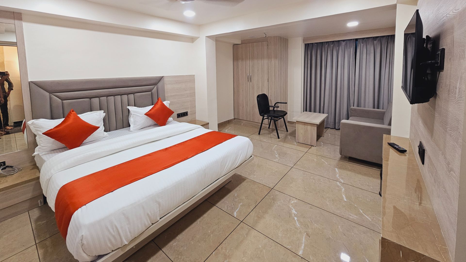 Hotel RK Villa in Ahmedabad