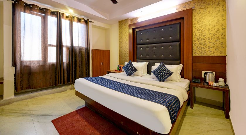 Hotel Repose Villa in Delhi