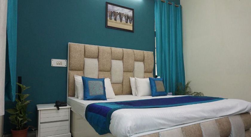 Sunfort Hotel in Noida