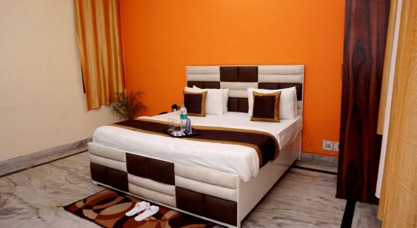 Sunfort Hotel in Noida