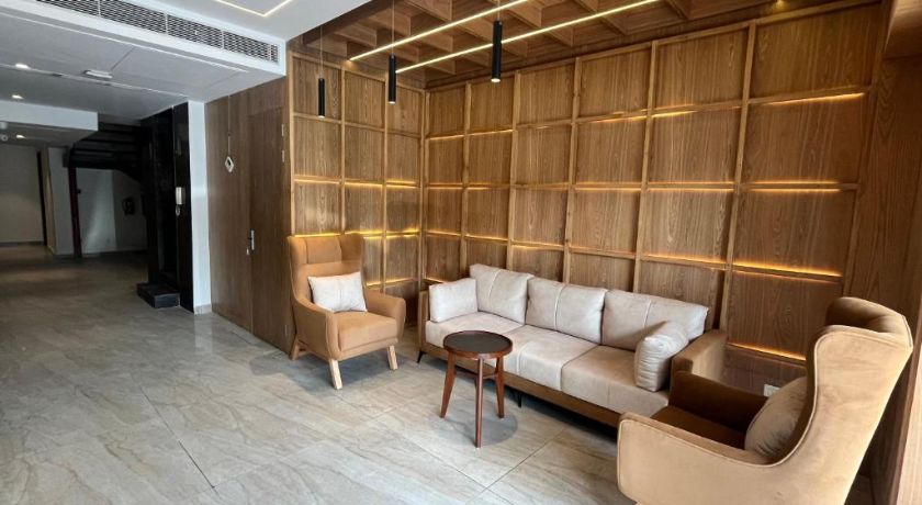 Hotel Pride Inn in Zirakpur