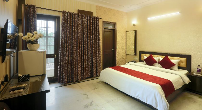 The Sunrise View in Noida