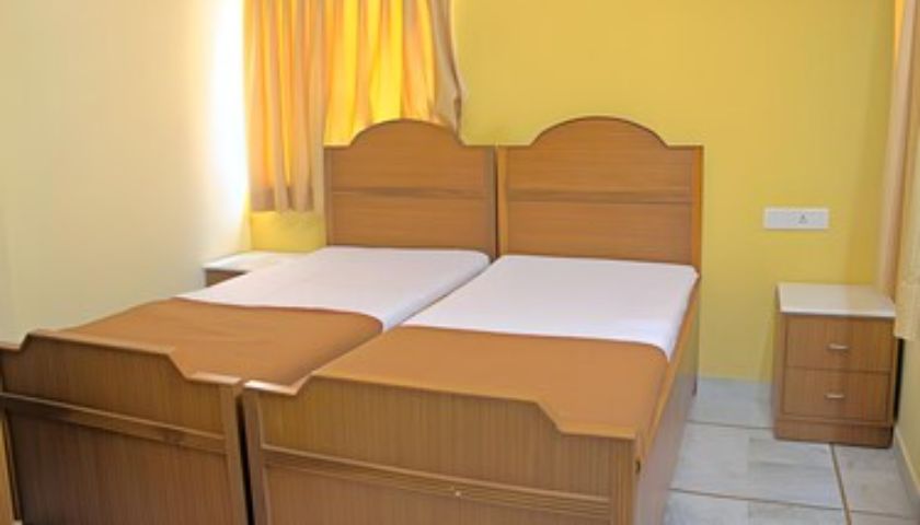 Shreeji Service Apartment  in Vadodara