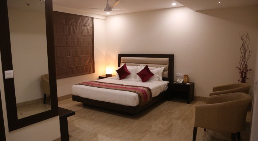 Hotel Central Palace in Dehradun