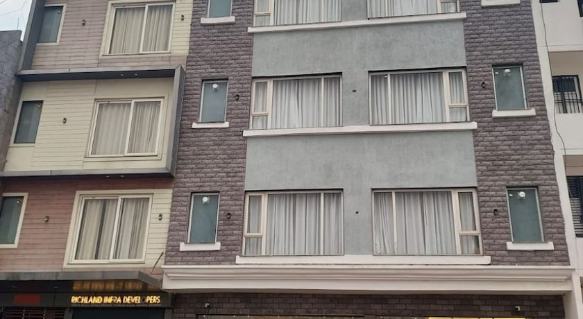 Hotel Dreamland Inn in Zirakpur