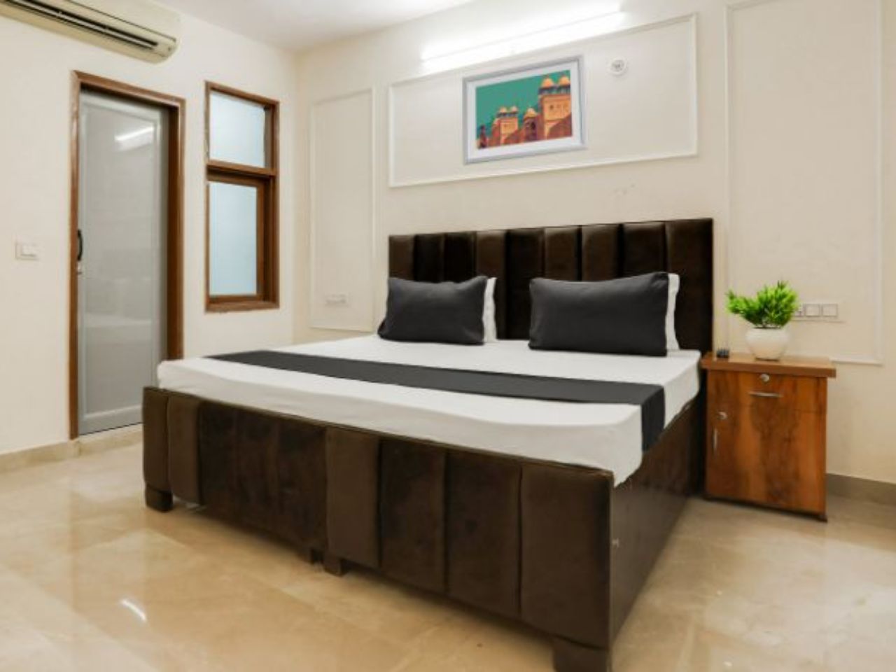 Star Residency in Delhi