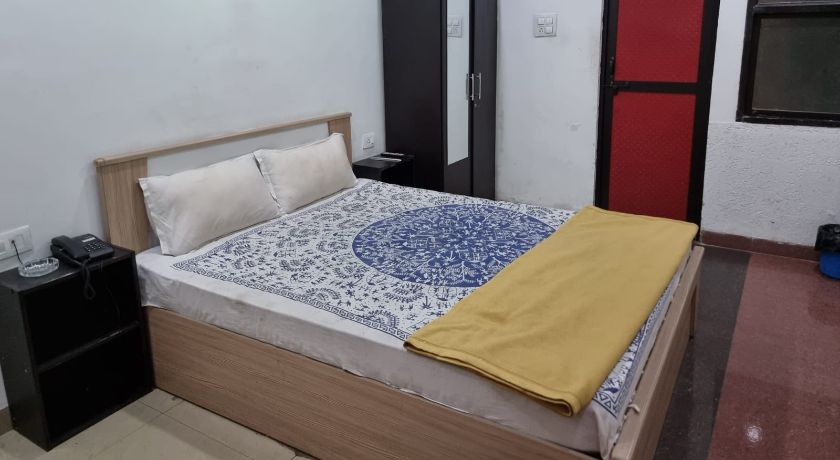 Hotel Prakash and Sons in Bhopal