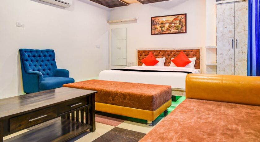 Hotel Prakash and Sons in Bhopal