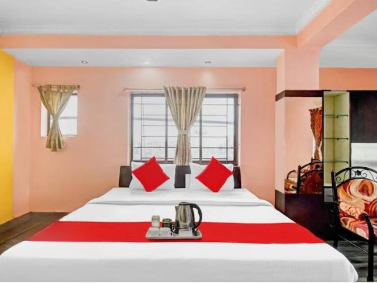 Relyef Inn in Kolkata