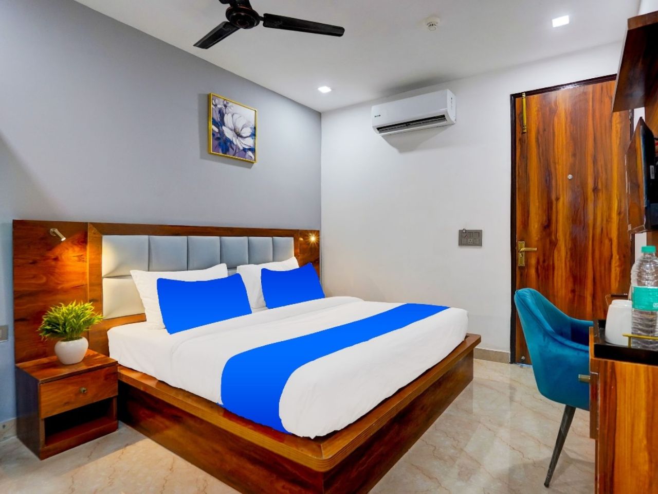 Status By Hotel The Emporio in Ghaziabad