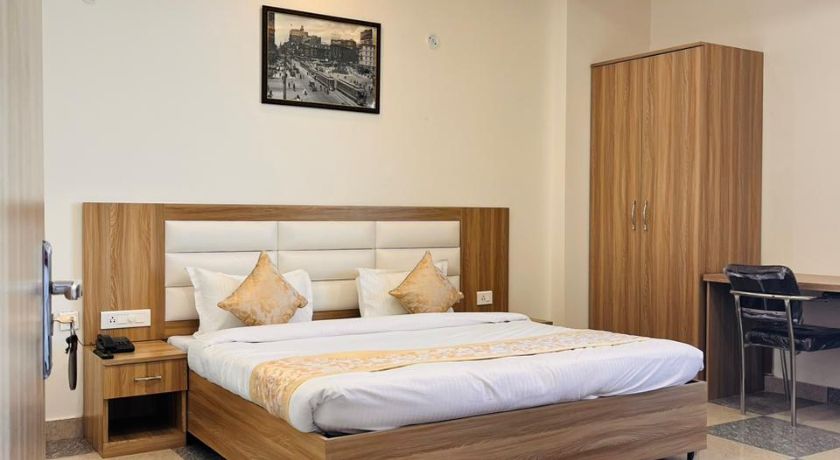 Hotel Silver Bliss in Lucknow